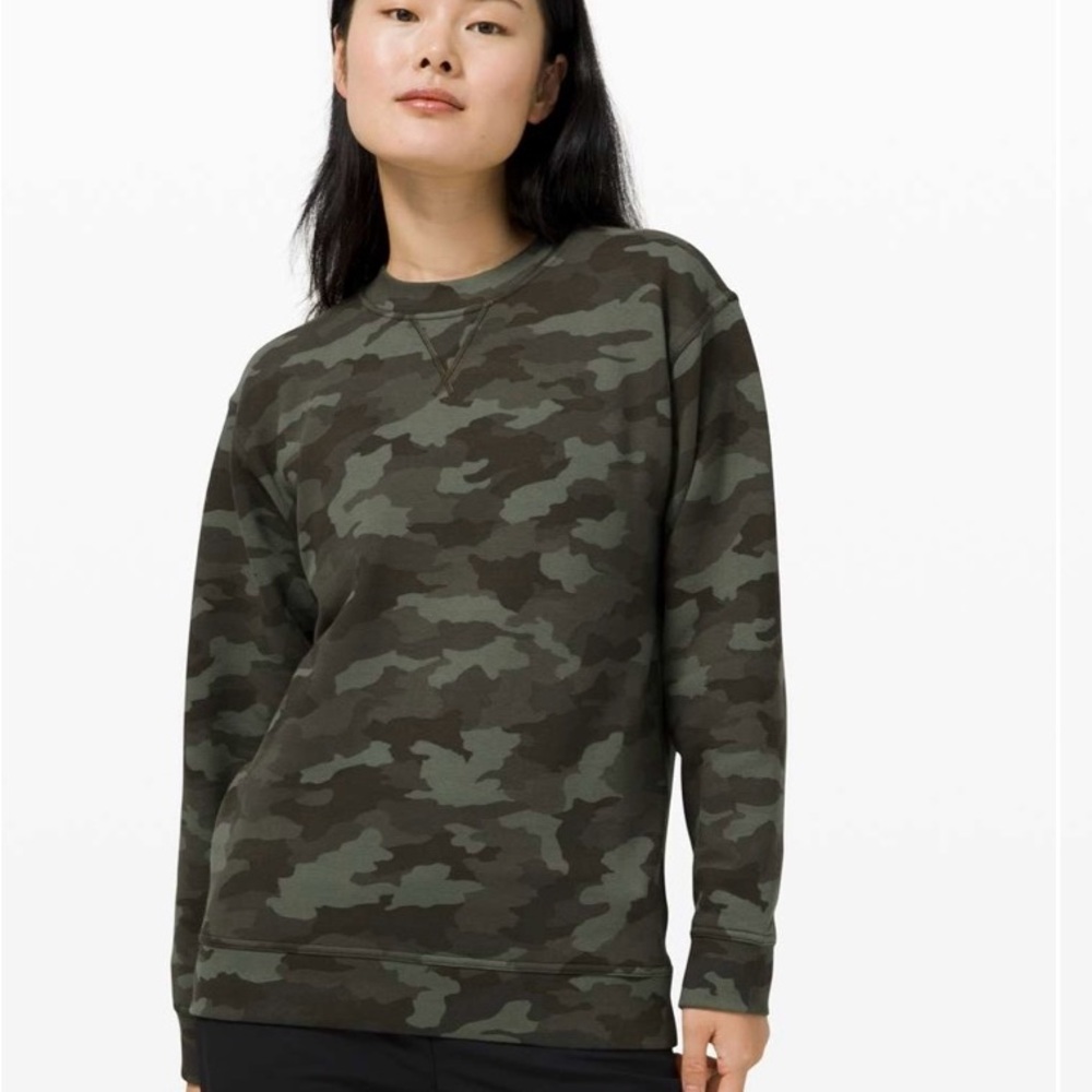 Lululemon all yours green camo crew *fleece size 2